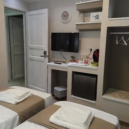 Guesthouse Luisella Кальяри Экстерьер фото